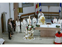 Feier der 1. Heiligen Kommunion in Sankt Crescentius (Foto: Karl-Franz Thiede)